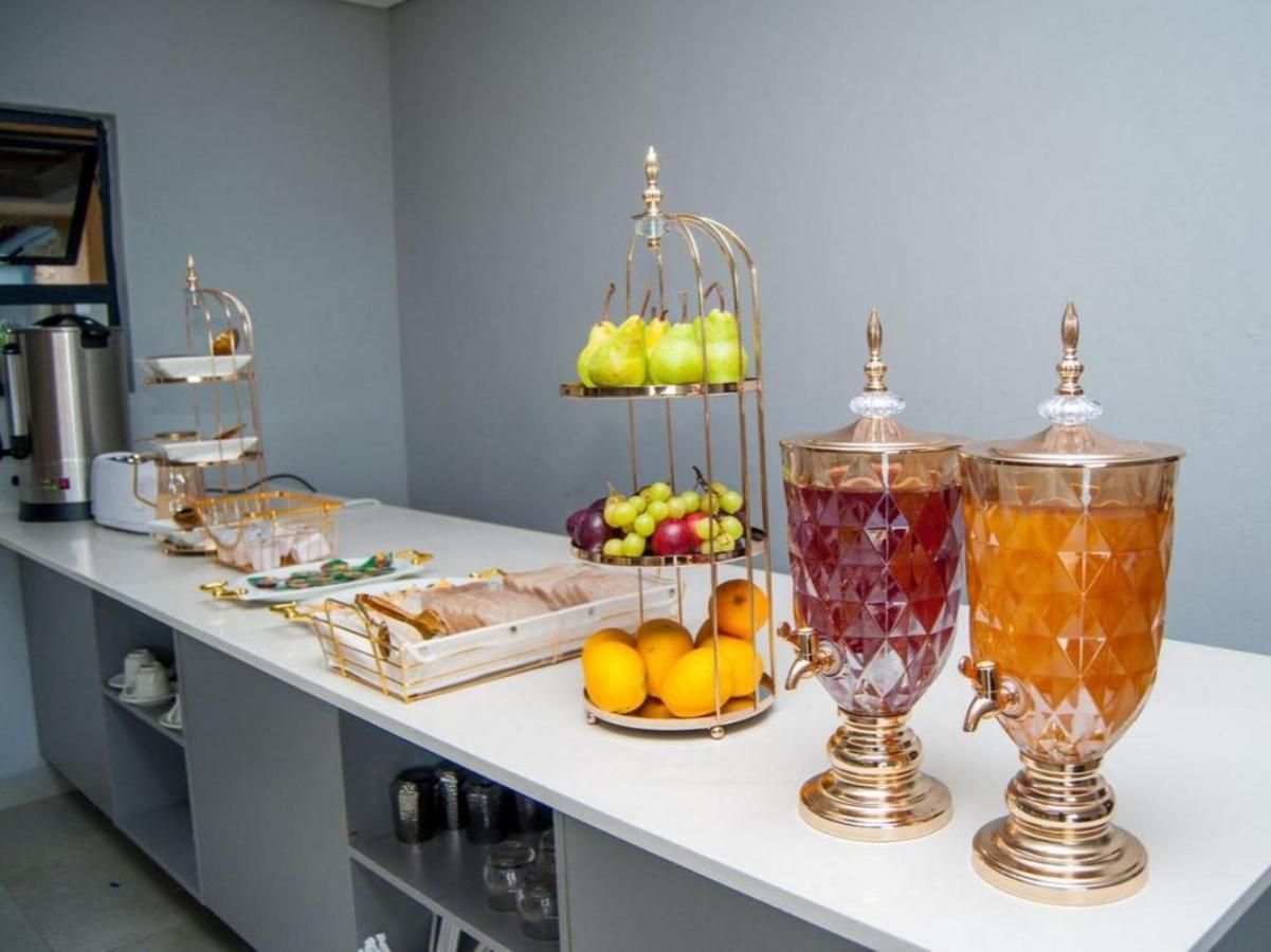 The Lux Hotel And Resorts Луис-Тричард Экстерьер фото
